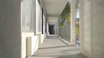 Premium bedding, desk, iron/ironing board, free WiFi