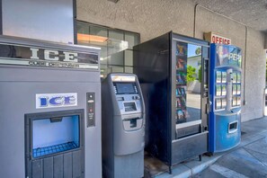 Vending machine