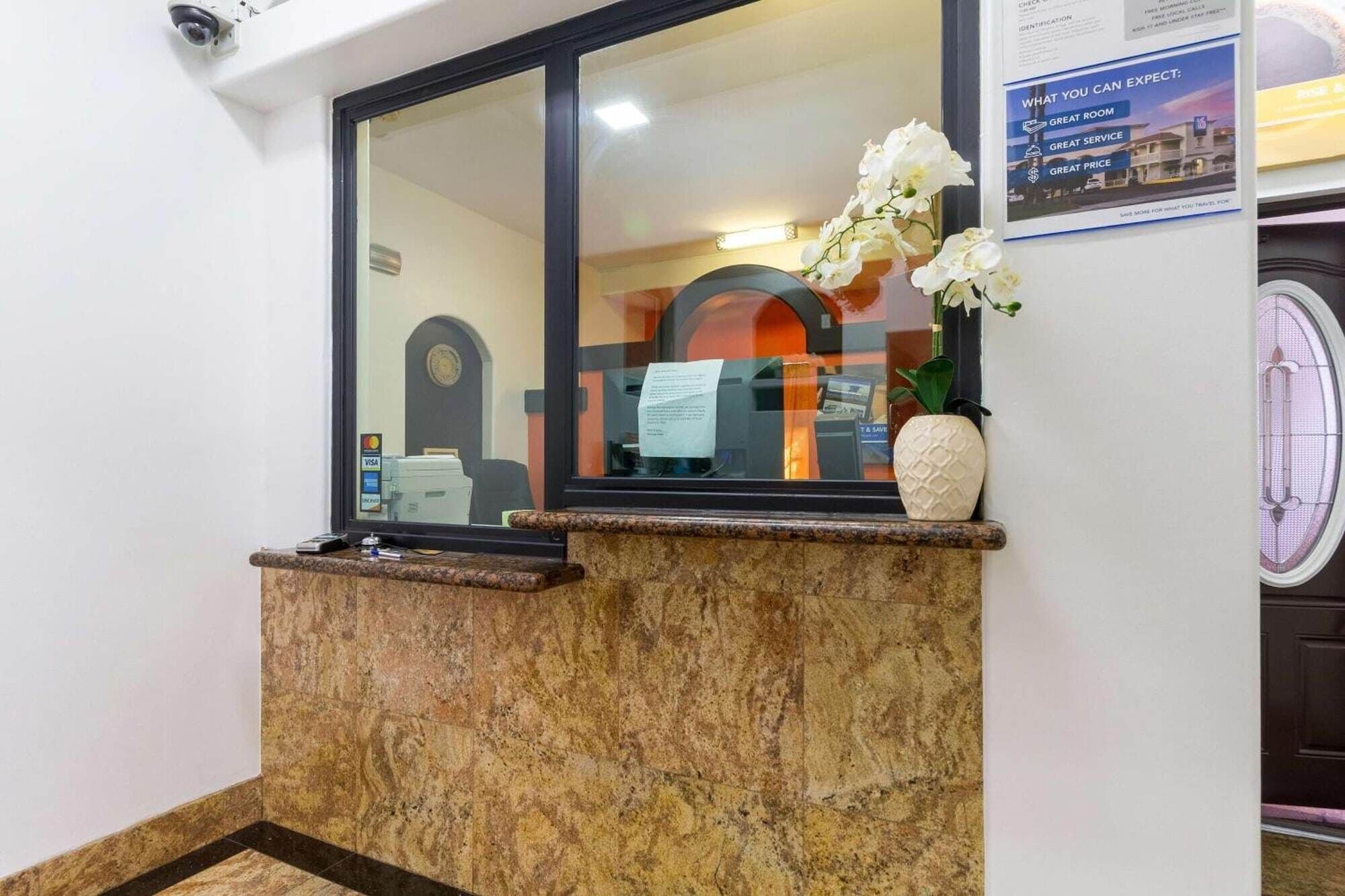 Photo - Motel 6-Inglewood, CA