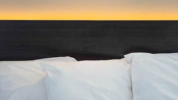 Ropa de cama de alta calidad y escritorio