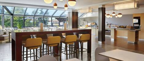 Petit déjeuner buffet compris tous les jours