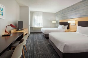 Studio, 2 Queen Beds | Premium bedding, desk, laptop workspace, blackout drapes - TownePlace Suites by Marriott London (London)