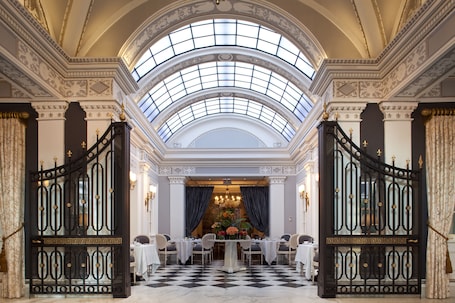 3 间餐厅,供应早餐