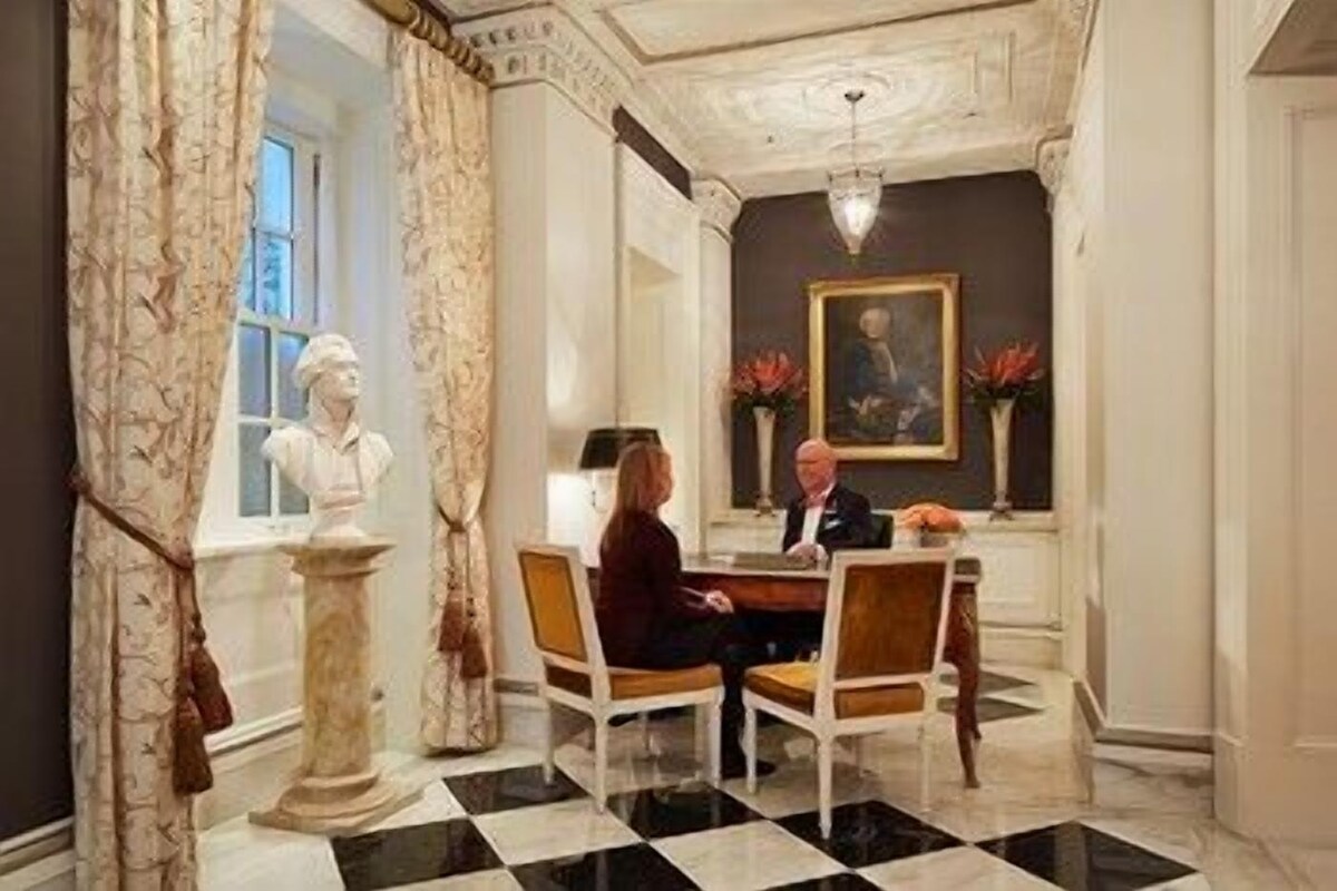 Hall