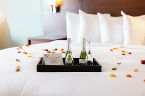 In-room safe, desk, laptop workspace, blackout curtains