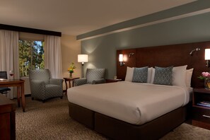 Deluxe Room, 1 King Bed (Standard | View) | In-room safe, desk, laptop workspace, blackout drapes - Millennium Hotel Durham (Durham)
