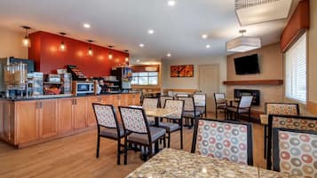 Free daily full breakfast