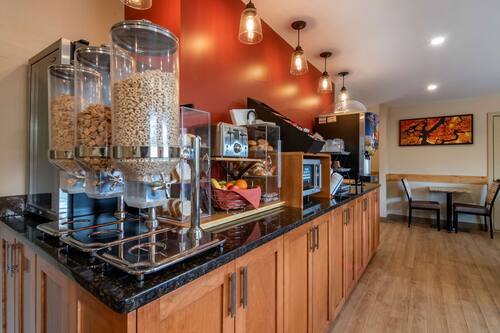 Free daily full breakfast