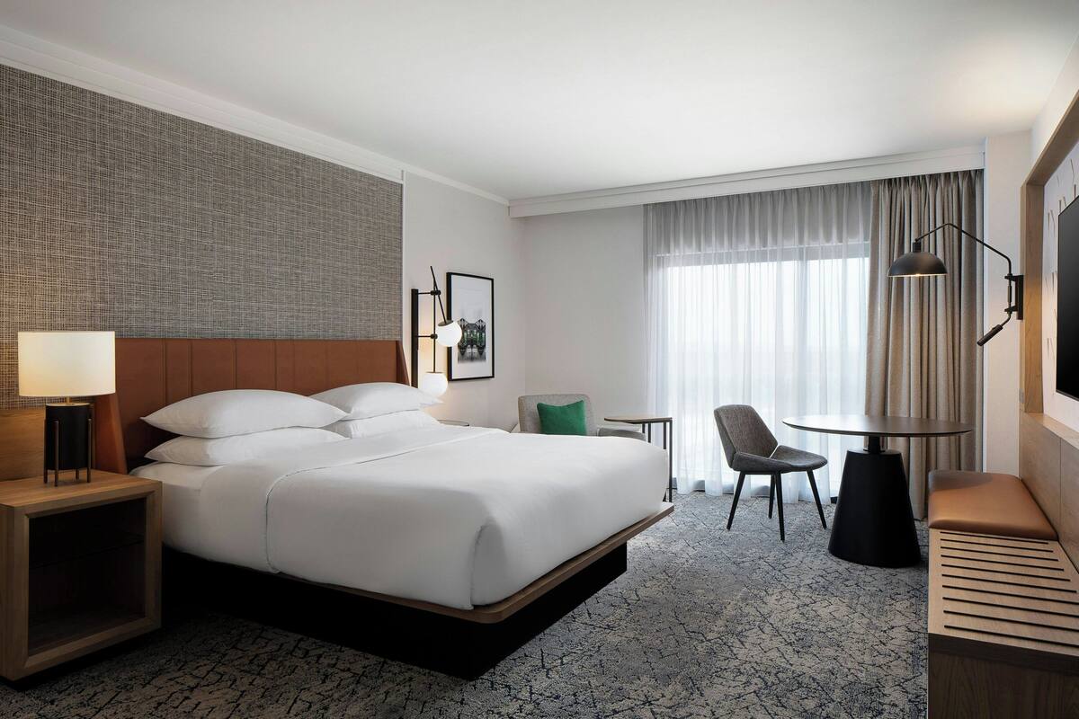 In-room safe, desk, laptop workspace, blackout curtains