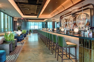 Se sirven desayunos y cocina americana