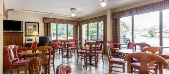 Quality Inn University