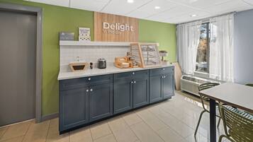 Free daily full breakfast