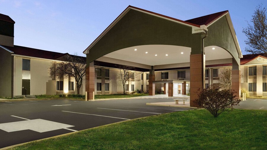 Spark by Hilton Waldorf