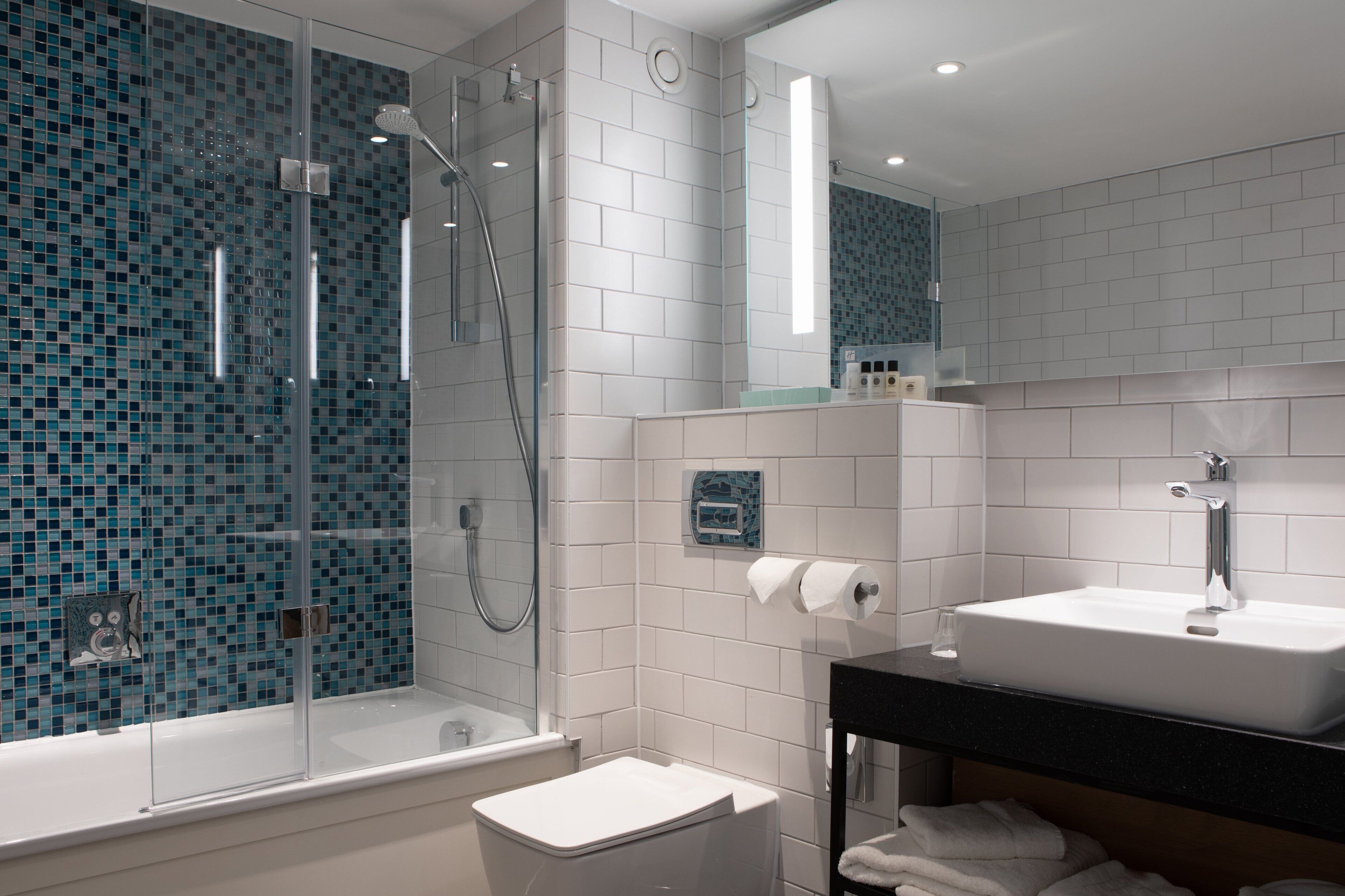 Photo - Holiday Inn Bolton Centre by IHG