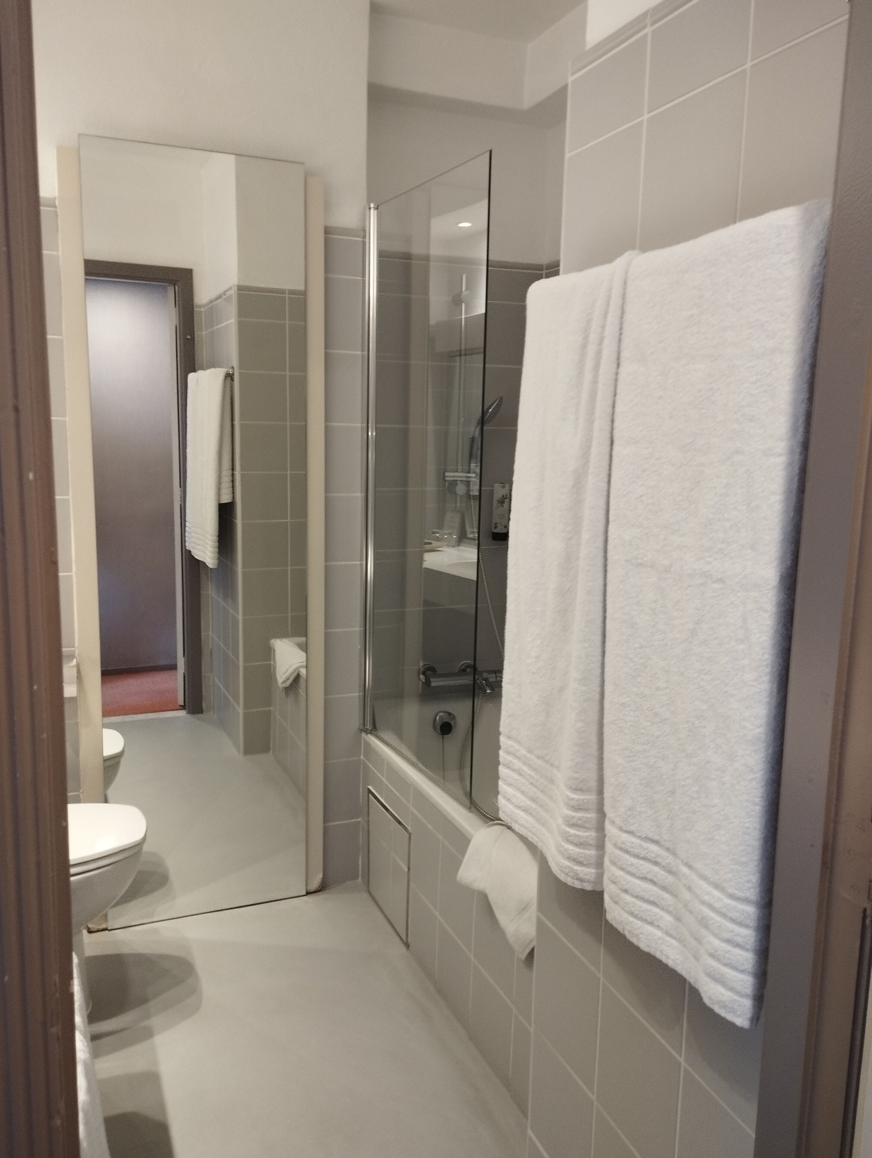 Photo - New Hotel Charlemagne
