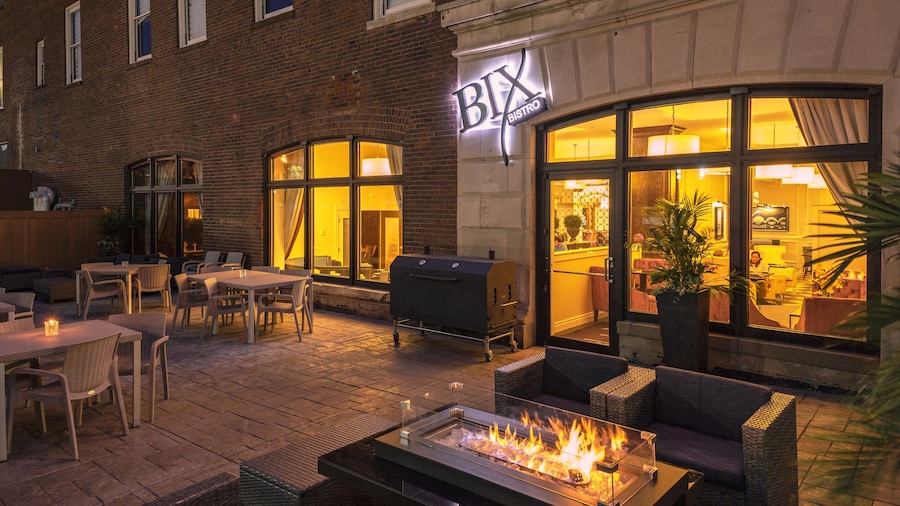 Hotel Blackhawk, Autograph Collection