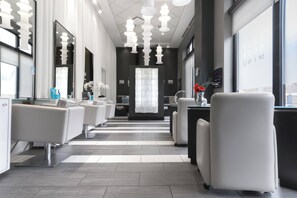 Körperbehandlungen, Aromatherapie, Ganzkörperwickelbehandlung