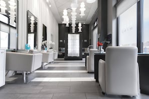 Körperbehandlungen, Aromatherapie, Ganzkörperwickelbehandlung