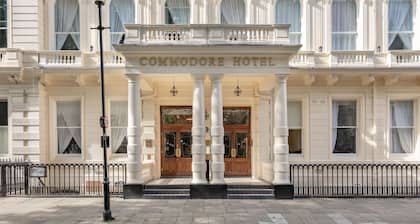 Commodore Hotel