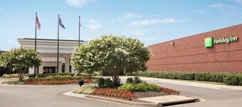 Holiday Inn Washington-Dulles International Airport by IHG