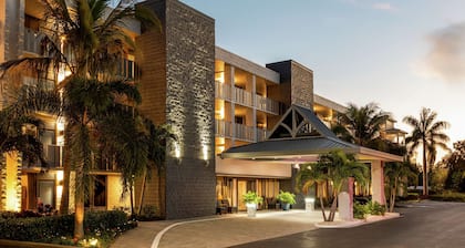 Spark by Hilton Sarasota Siesta Key Gateway