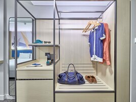Biancheria da letto di alta qualità, una cassaforte in camera