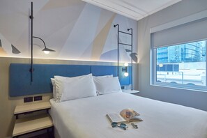 Chambre Supérieure, 1 grand lit | Literie de qualité supérieure, coffres-forts dans les chambres, bureau