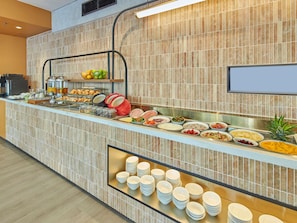 Daily buffet breakfast (AUD 30 per person)
