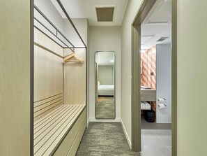 Premium Suite, 1 King Bed - ibis Perth (Perth)