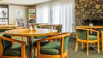 Free daily full breakfast