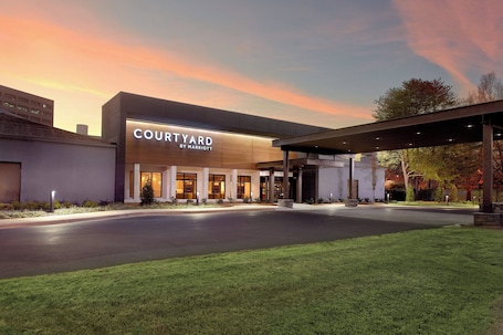 Exterior. Courtyard by Marriott Charlotte Southpark