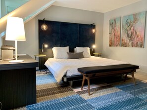 Derlon Suite | Minibar, in-room safe, desk, soundproofing - Derlon Hotel Maastricht (Maastricht)
