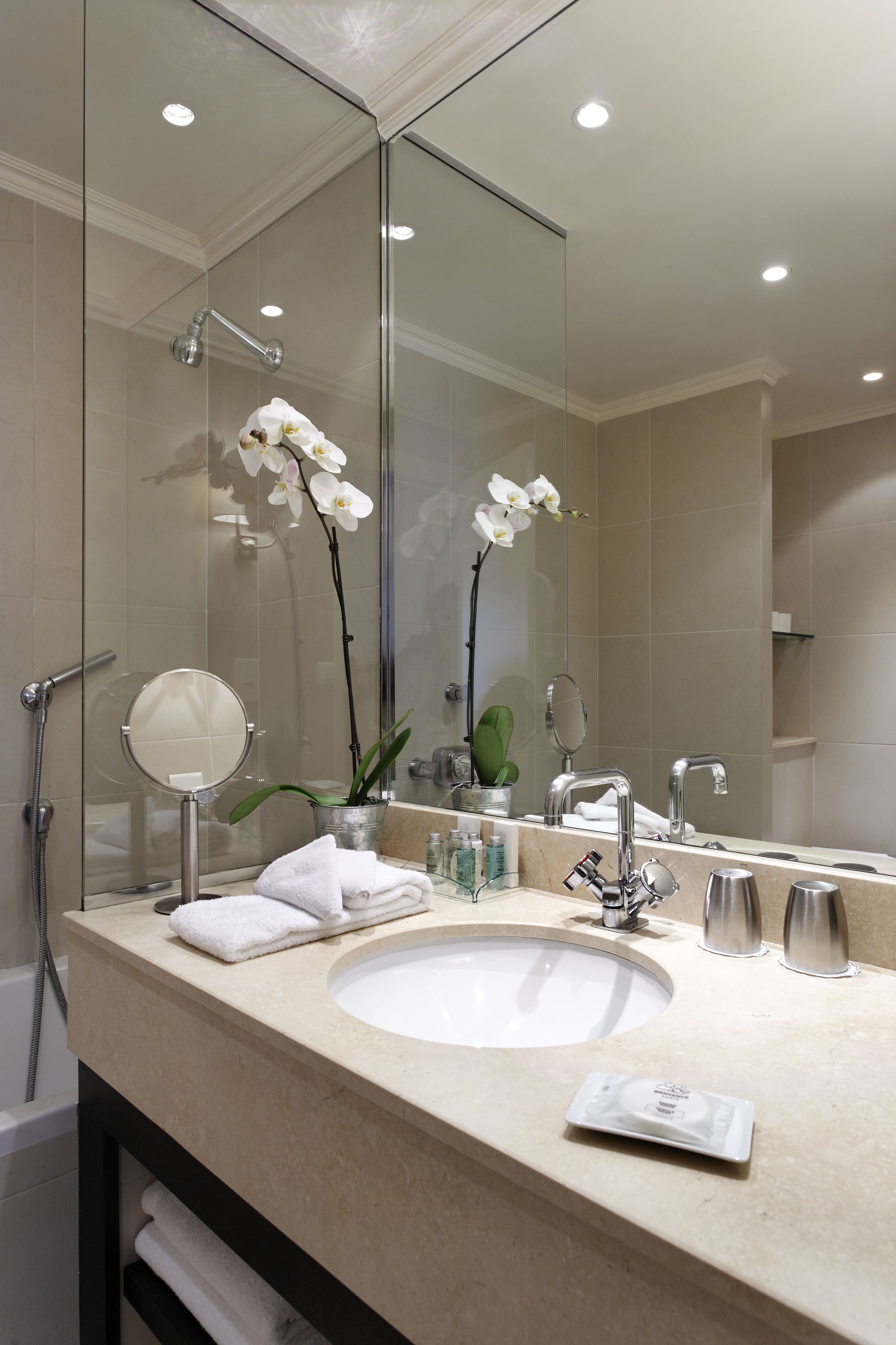 suite | bathroom | free toiletries, hair dryer, slippers, towels