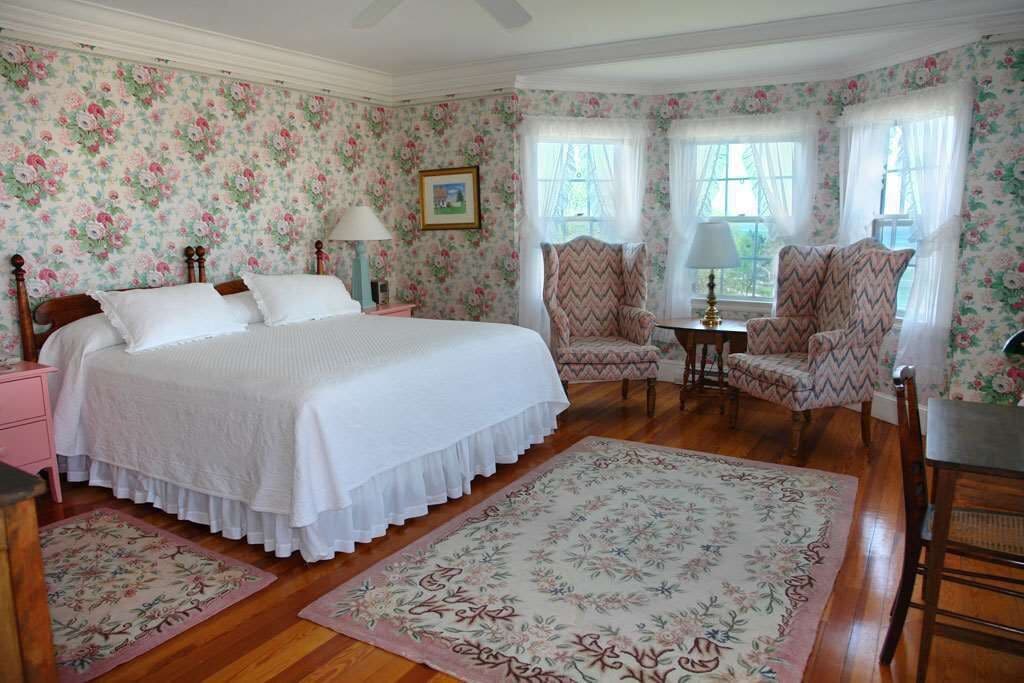 Grand Room, 1 King Bed (Ocean) | Egyptian cotton sheets, premium bedding, in-room safe