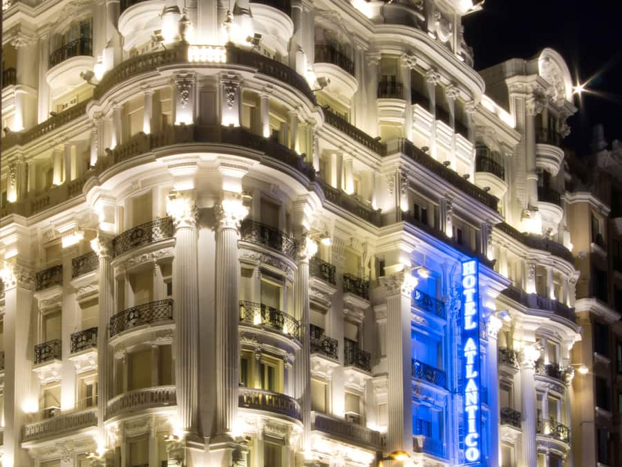 Fachada de la propiedad