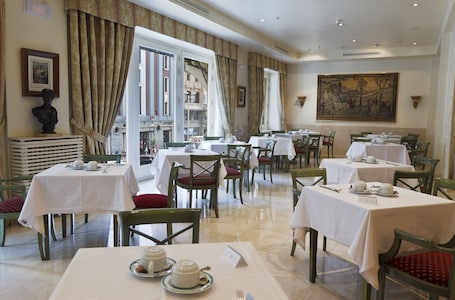 Daily buffet breakfast for a fee. Hotel Atlantico Madrid
