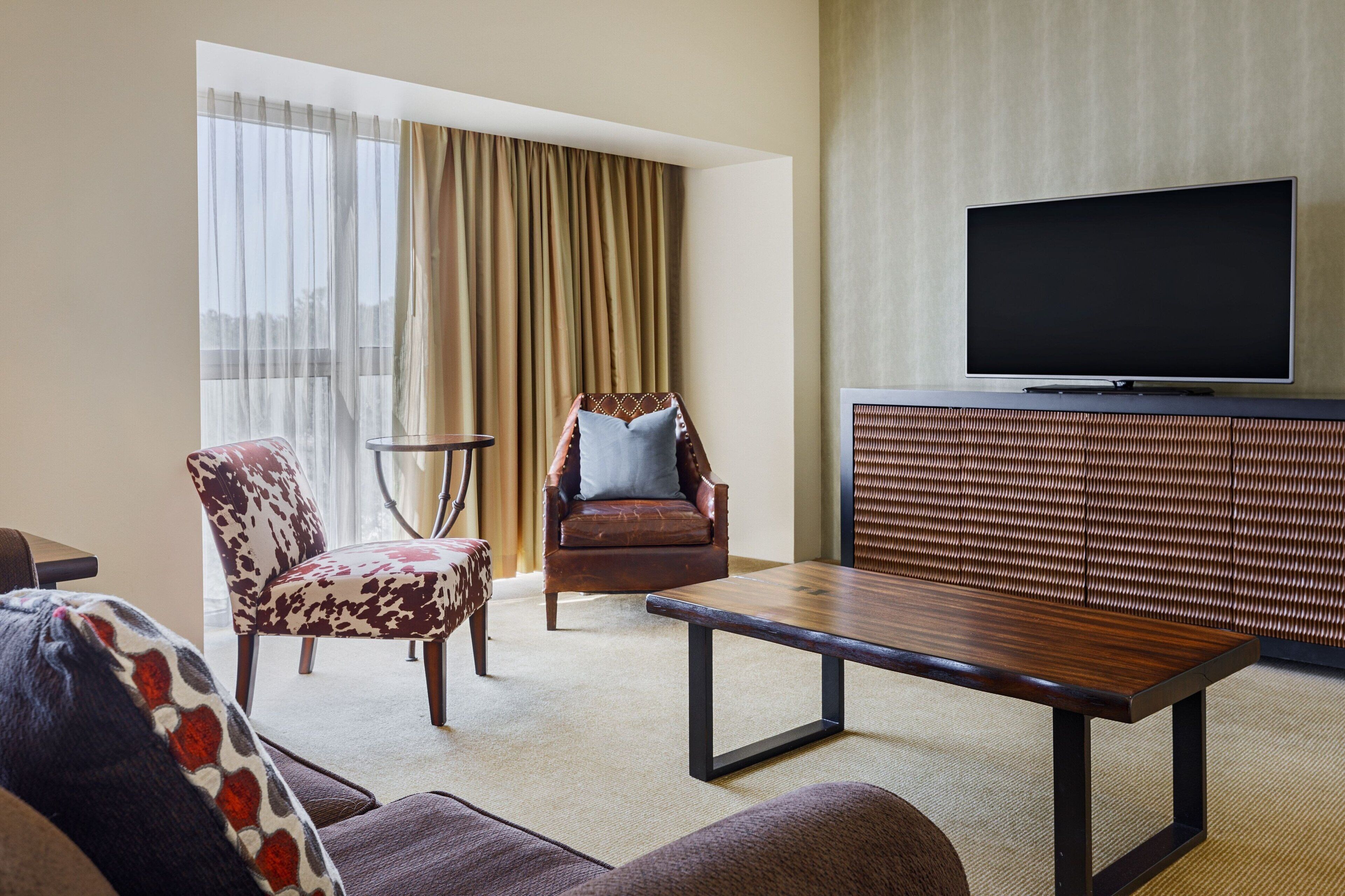 47-inch flat-screen tv with satellite channels, tv, ipod dock