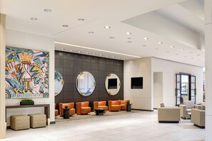 Lobby sitting area - The Ricardo Marriott® DFW Westlake (Roanoke)