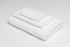 Ducha y bañera combinadas y bañera profunda