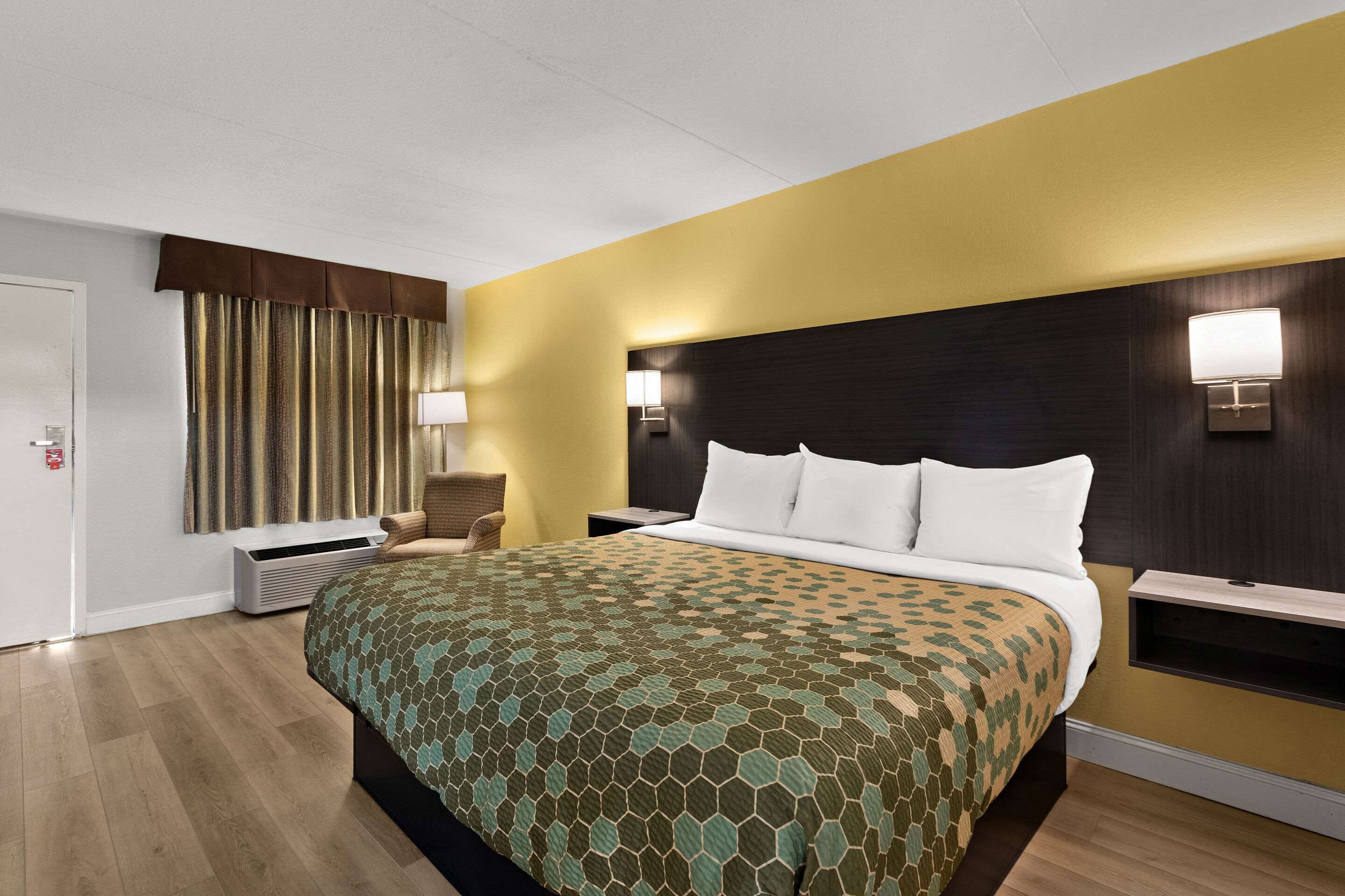 Premium bedding, desk, blackout drapes, iron/ironing board