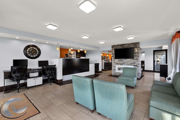 Lobby - Econo Lodge White Pine Morristown I-81 & I-40 Split (White Pine)