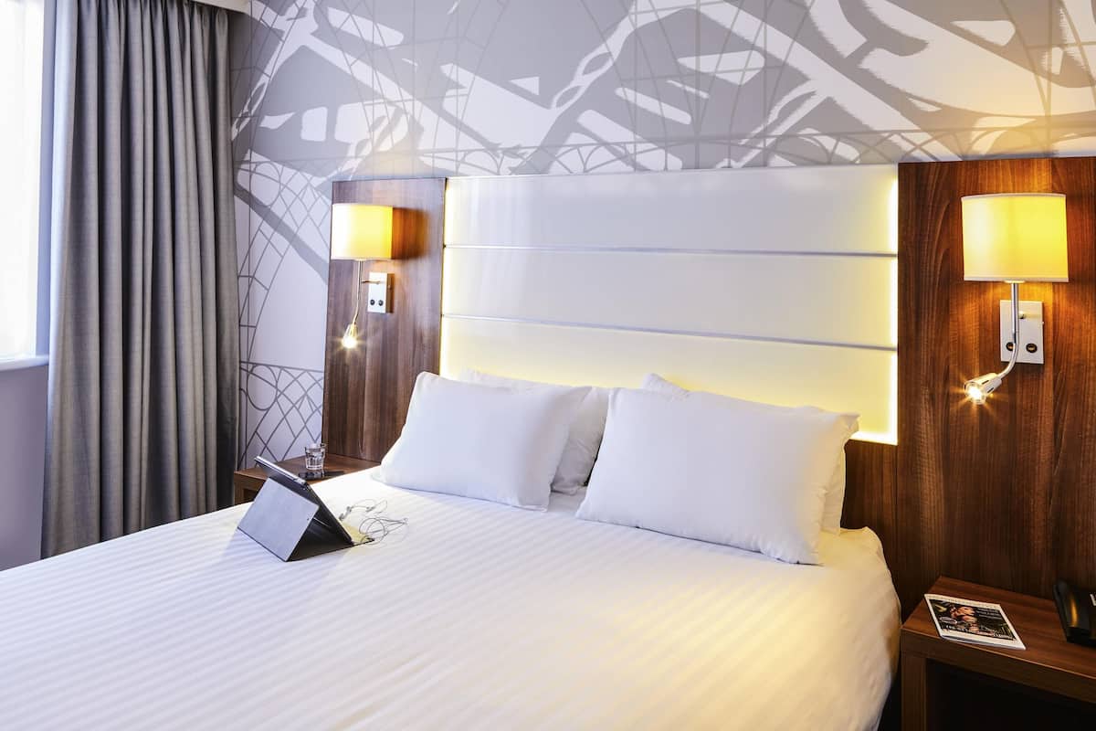 Coffres-forts dans les chambres, bureau