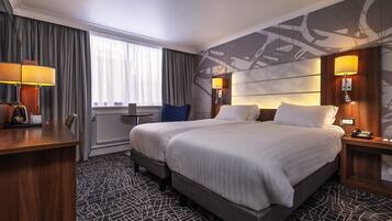 Classic Room, 2 Twin Beds | In-room safe, desk, laptop workspace, iron/ironing board