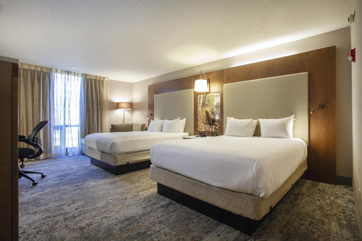 Premium bedding, down comforters, pillowtop beds, desk