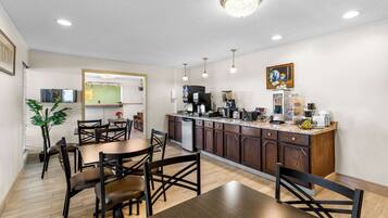 Free continental breakfast