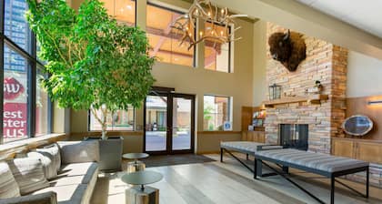 Best Western Plus Clocktower Inn