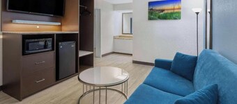 Studio 6 Suites Jacksonville, NC