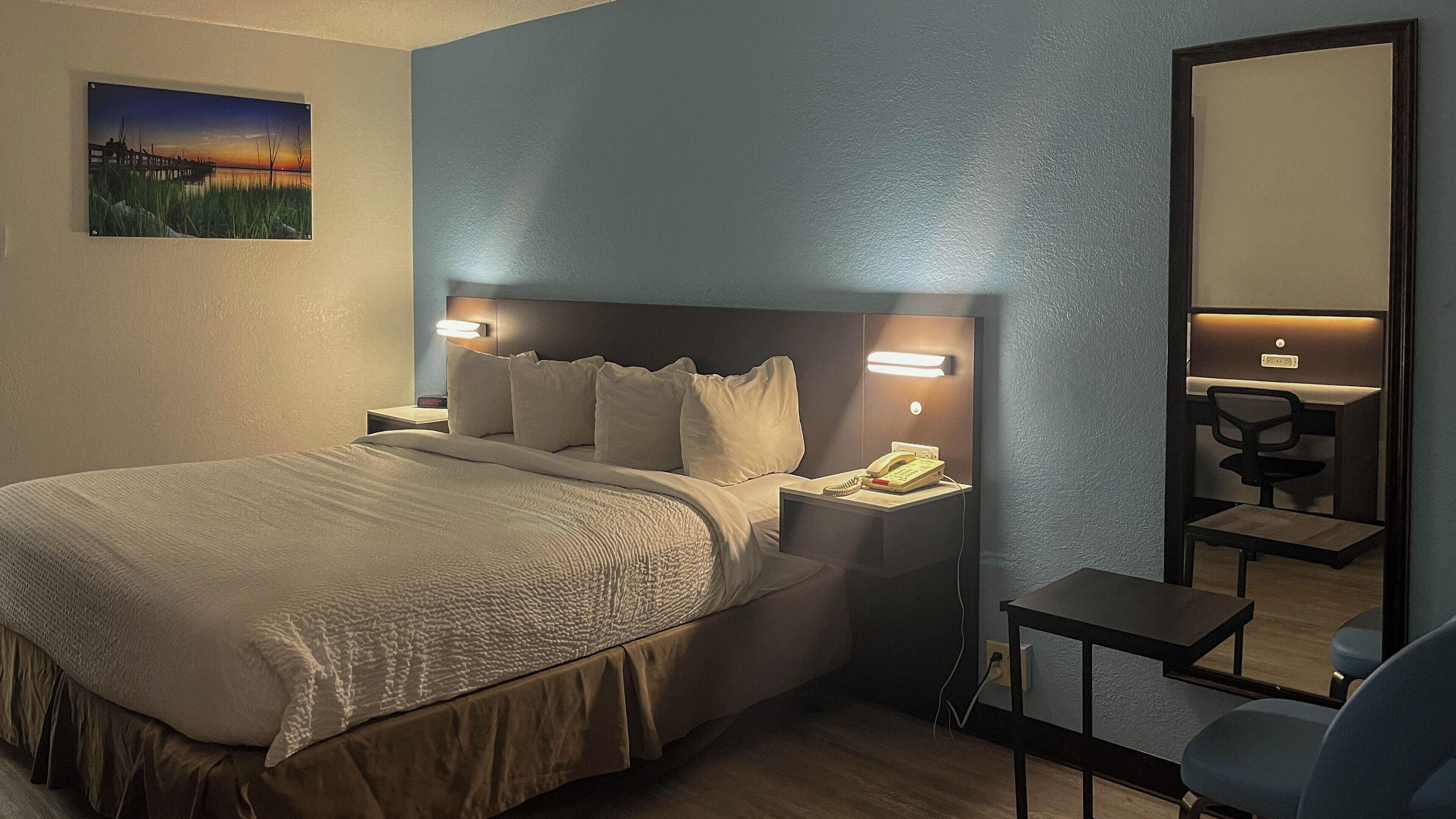 客房內保險箱、書桌、熨斗/熨衣板、免費搖籃/嬰兒床