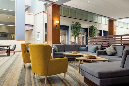 Exterior. Holiday Inn Louisville East - Hurstbourne by IHG