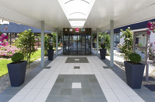 EntrĂ©e de lâhĂ©bergement